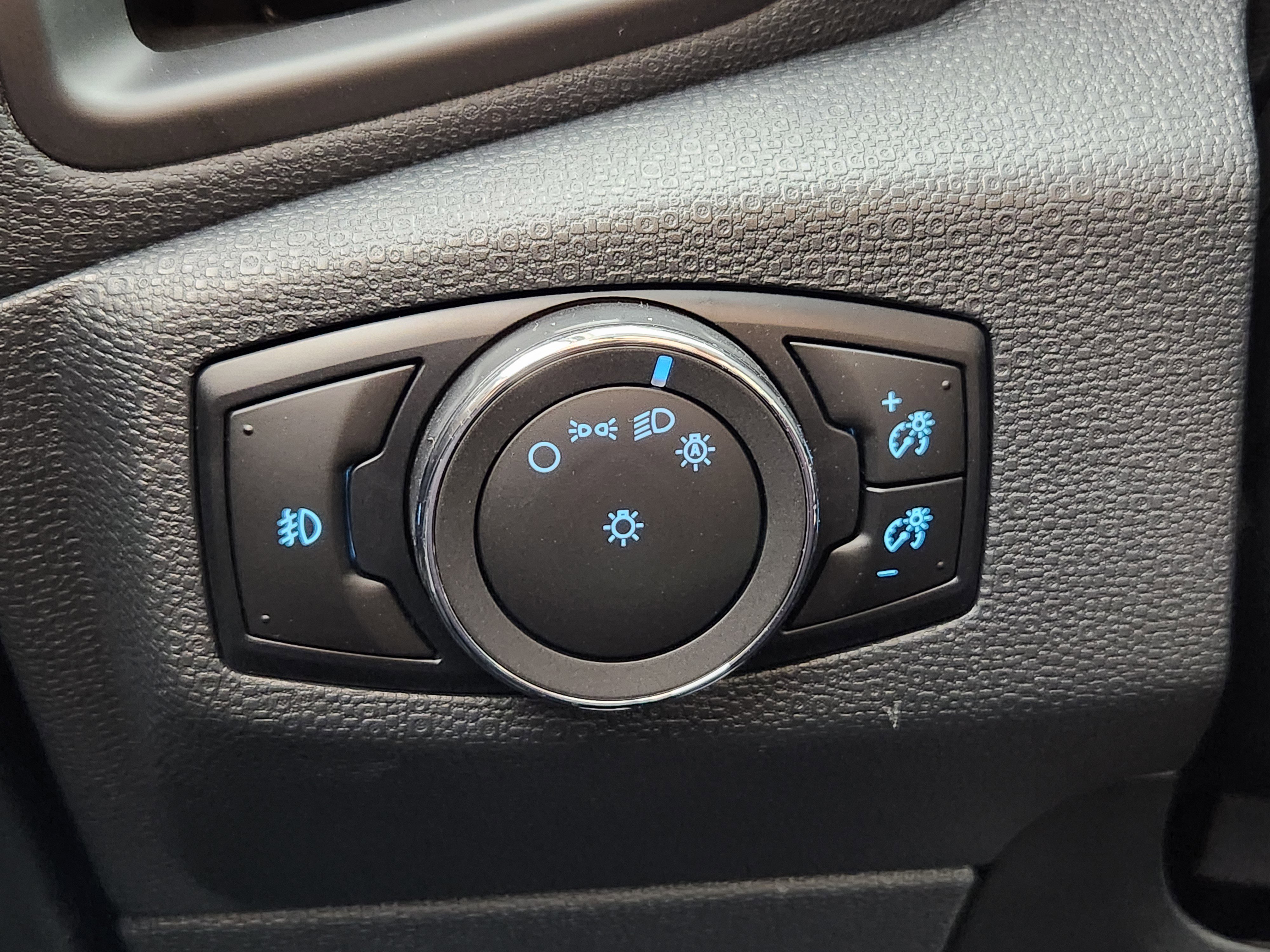 Used 2021 Ford EcoSport SE image 27