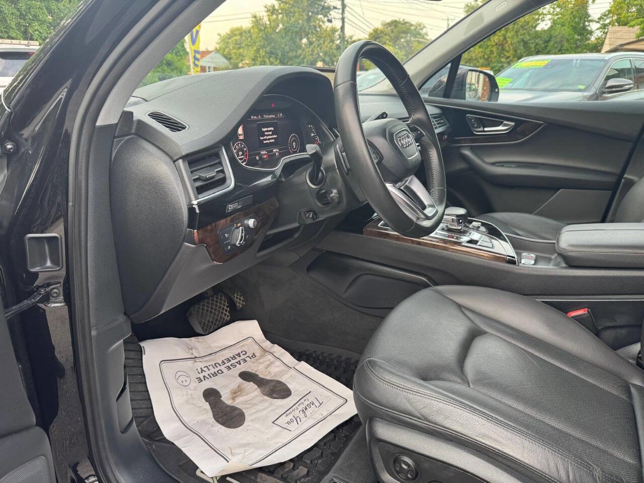 Used 2017 Audi Q7 3.0T Prestige image 32