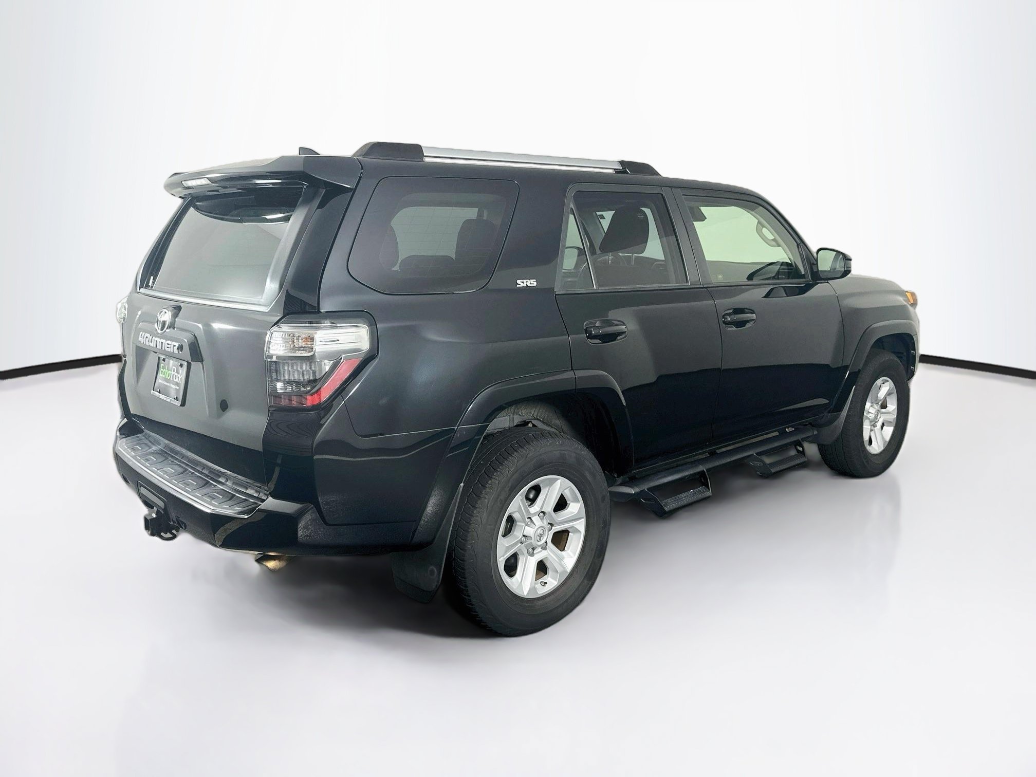 Used 2021 Toyota 4Runner SR5 AWD/4WD image 9