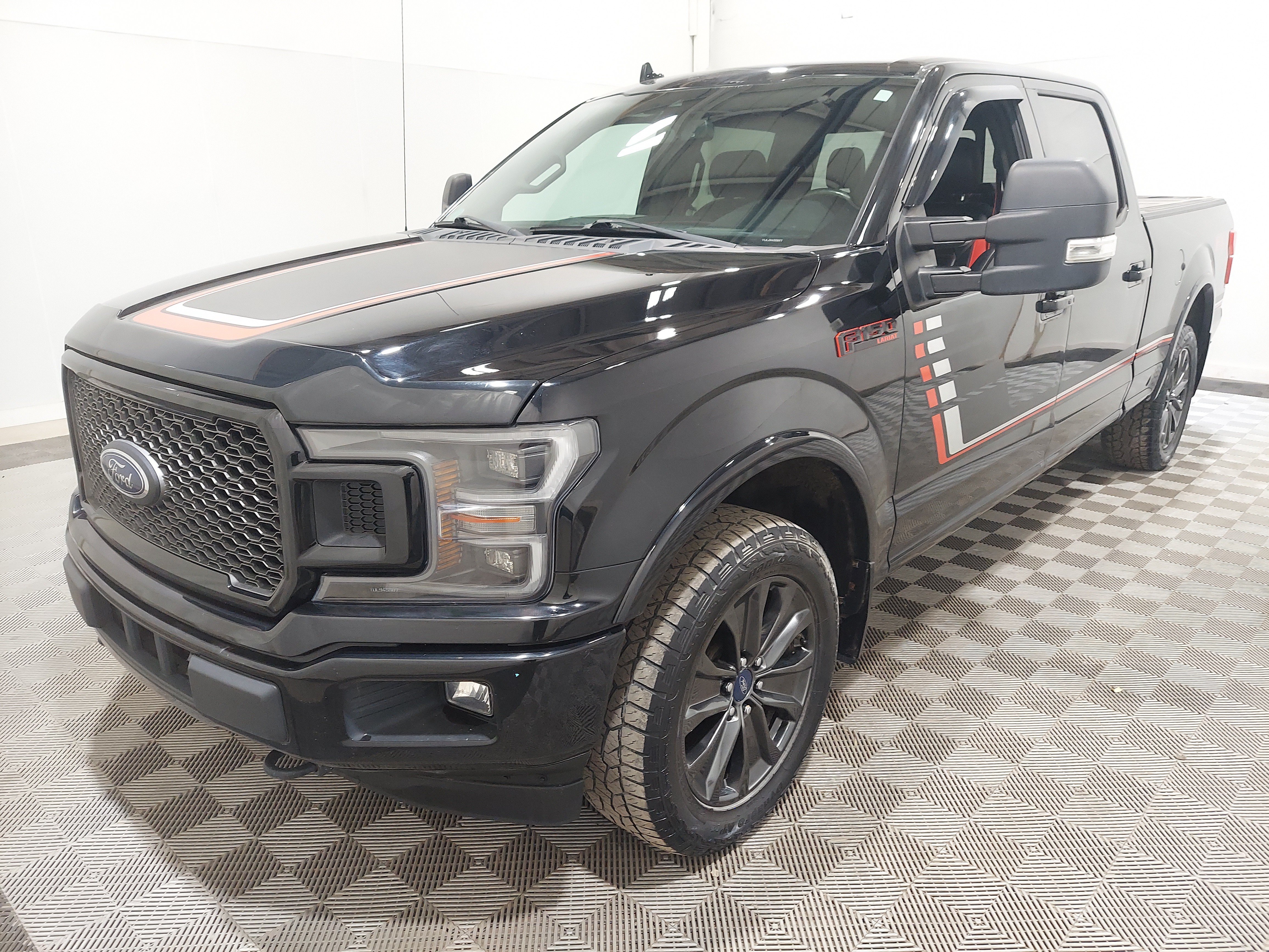 Used 2018 Ford F150 Lariat w/ Equipment Group 502A Luxury AWD/4WD image 1