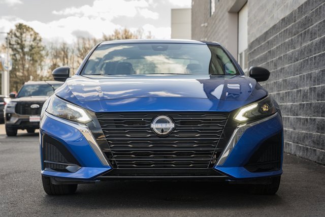 Used 2025 Nissan Altima 2.5 SV image 3