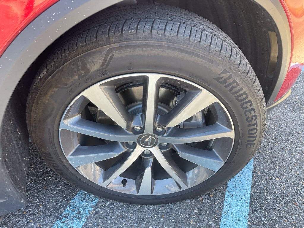 Certified 2025 Acura MDX w/ Technology Package AWD/4WD image 12