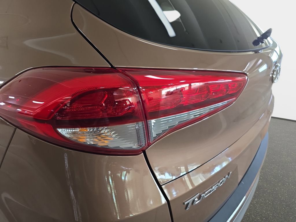 Used 2017 Hyundai Tucson Limited FWD image 32