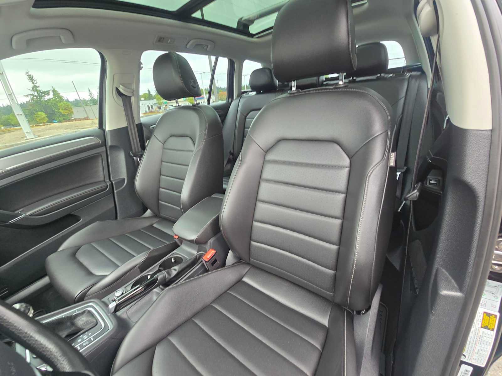 Used 2017 Volkswagen Golf Alltrack SEL AWD/4WD image 22