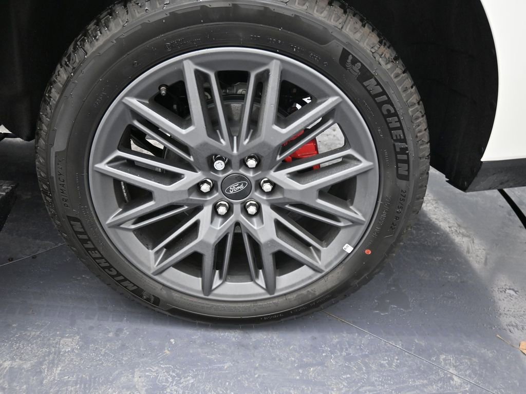 New 2025 Ford Expedition Max Platinum w/ Stealth Performance Package image 37