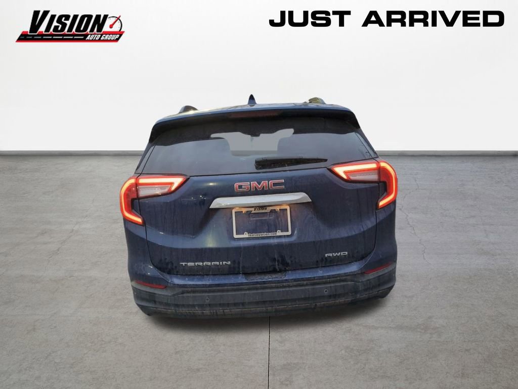 Used 2022 GMC Terrain SLE w/ Driver Convenience Package image 6