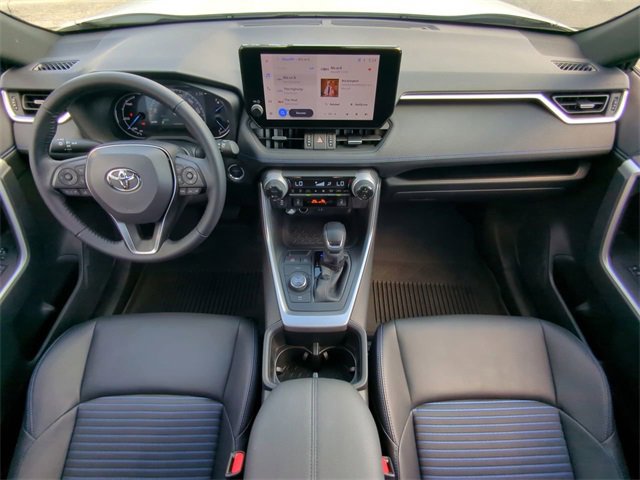 Used 2025 Toyota RAV4 XSE image 18
