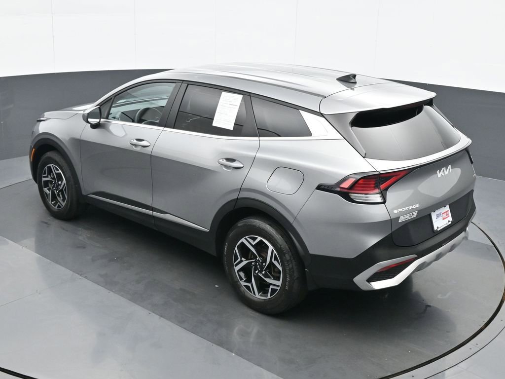 Used 2023 Kia Sportage LX image 19