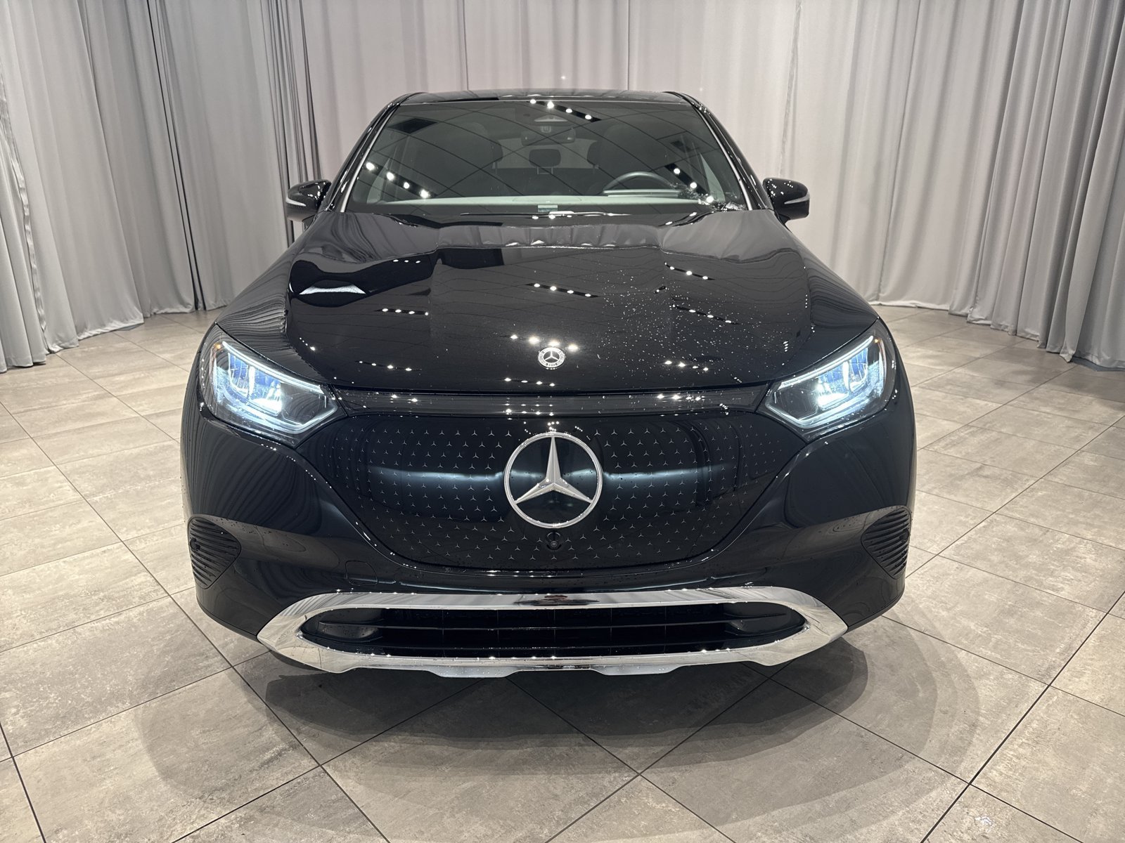 Used 2023 Mercedes-Benz EQE 350+ 4MATIC SUV image 2