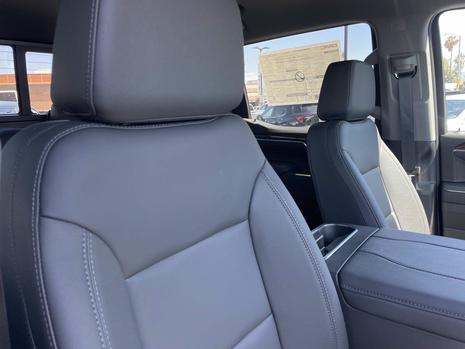 New 2026 GMC Sierra 1500 Elevation w/ Elevation Premium Package AWD/4WD image 29