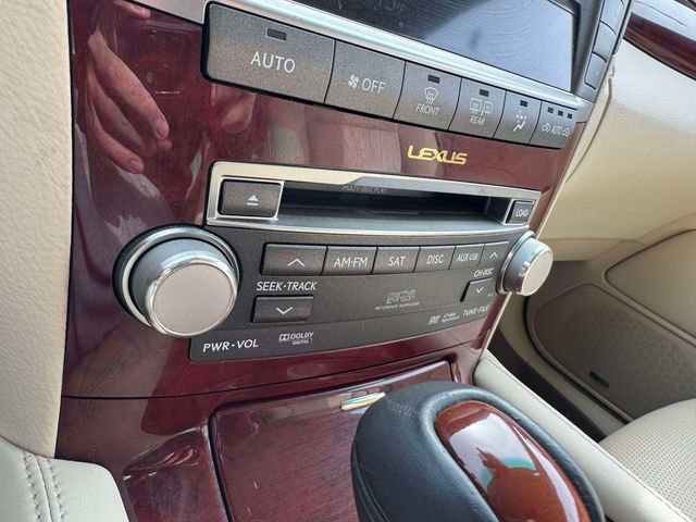 Used 2011 Lexus LS 460 L w/ Luxury Pkg image 35