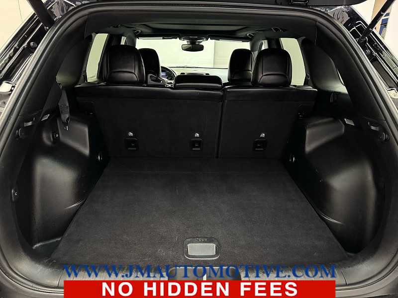 Used 2021 Jeep Cherokee Latitude Lux 80th Anniv w/ Quick Order Package 26U 80TH FWD image 17