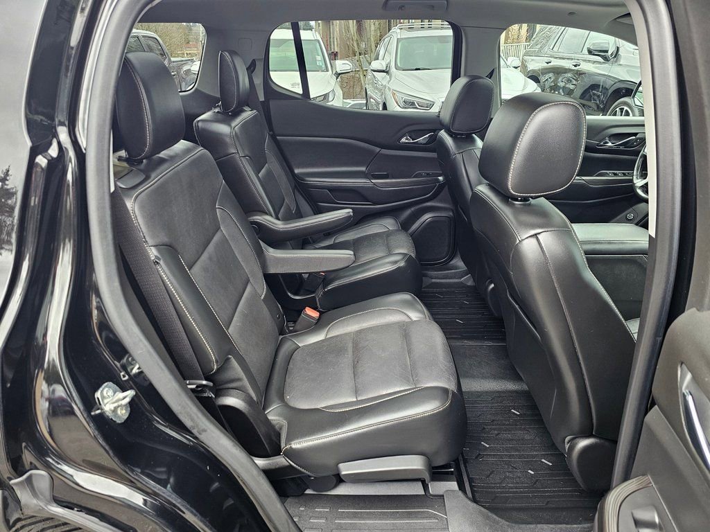 Used 2019 GMC Acadia SLT w/ Black Edition image 29