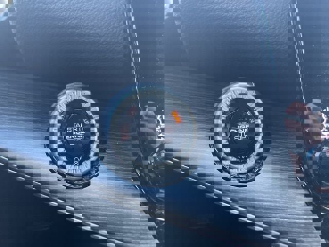 Used 2024 Jeep Wagoneer L Series II w/ Flexible Seating Group AWD/4WD image 32