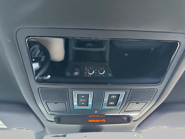 Certified 2024 Land Rover Defender 110 X-Dynamic SE image 28