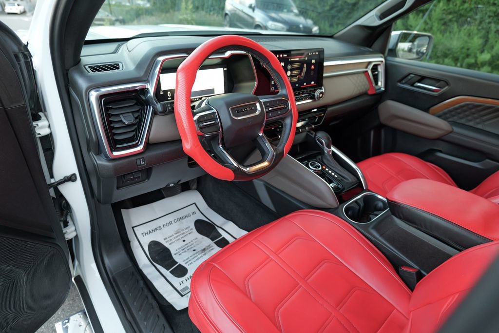 Used 2024 GMC Canyon Denali AWD/4WD image 20