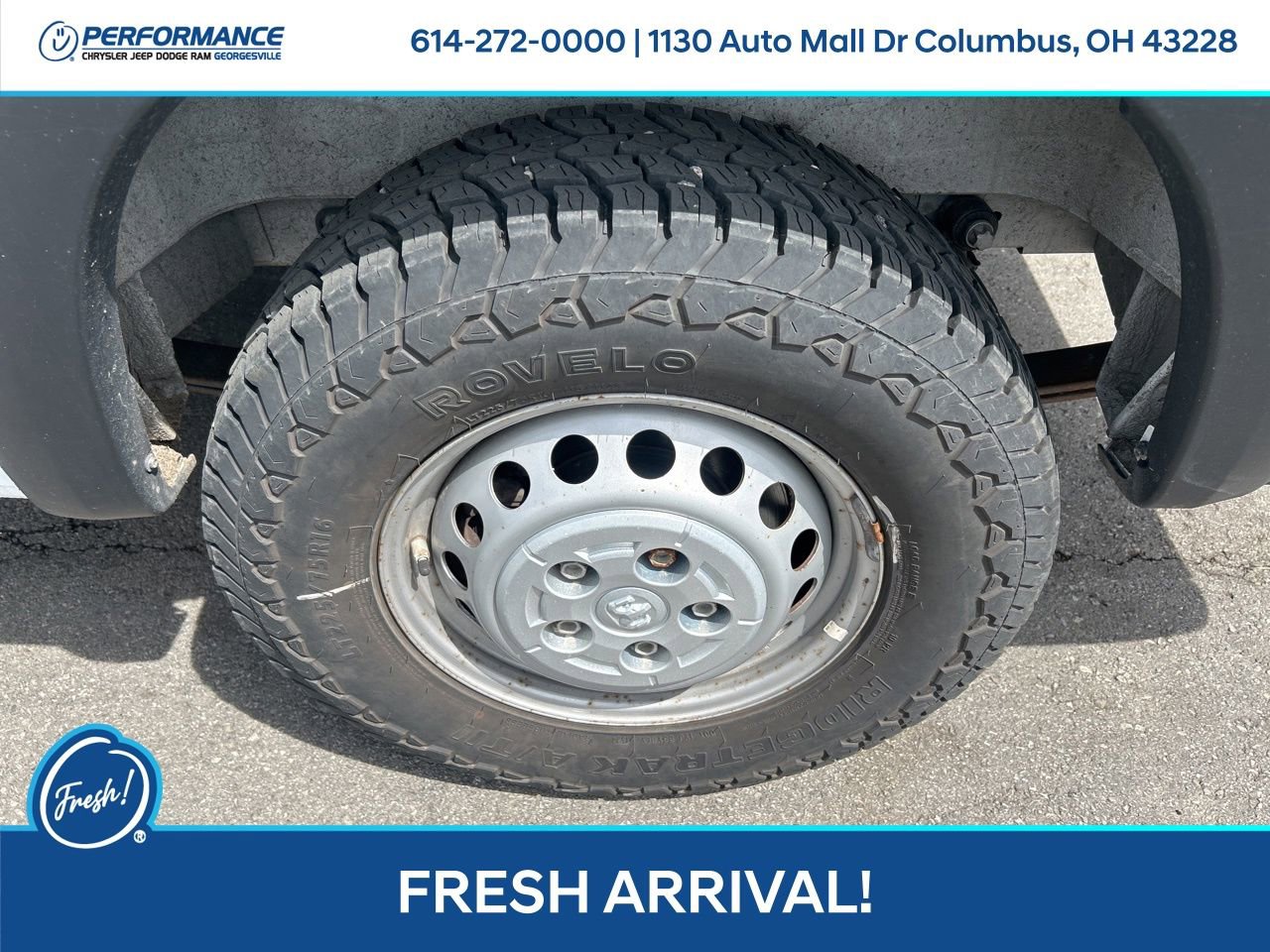 Used 2024 RAM ProMaster 2500 w/ Convenience Group FWD image 11