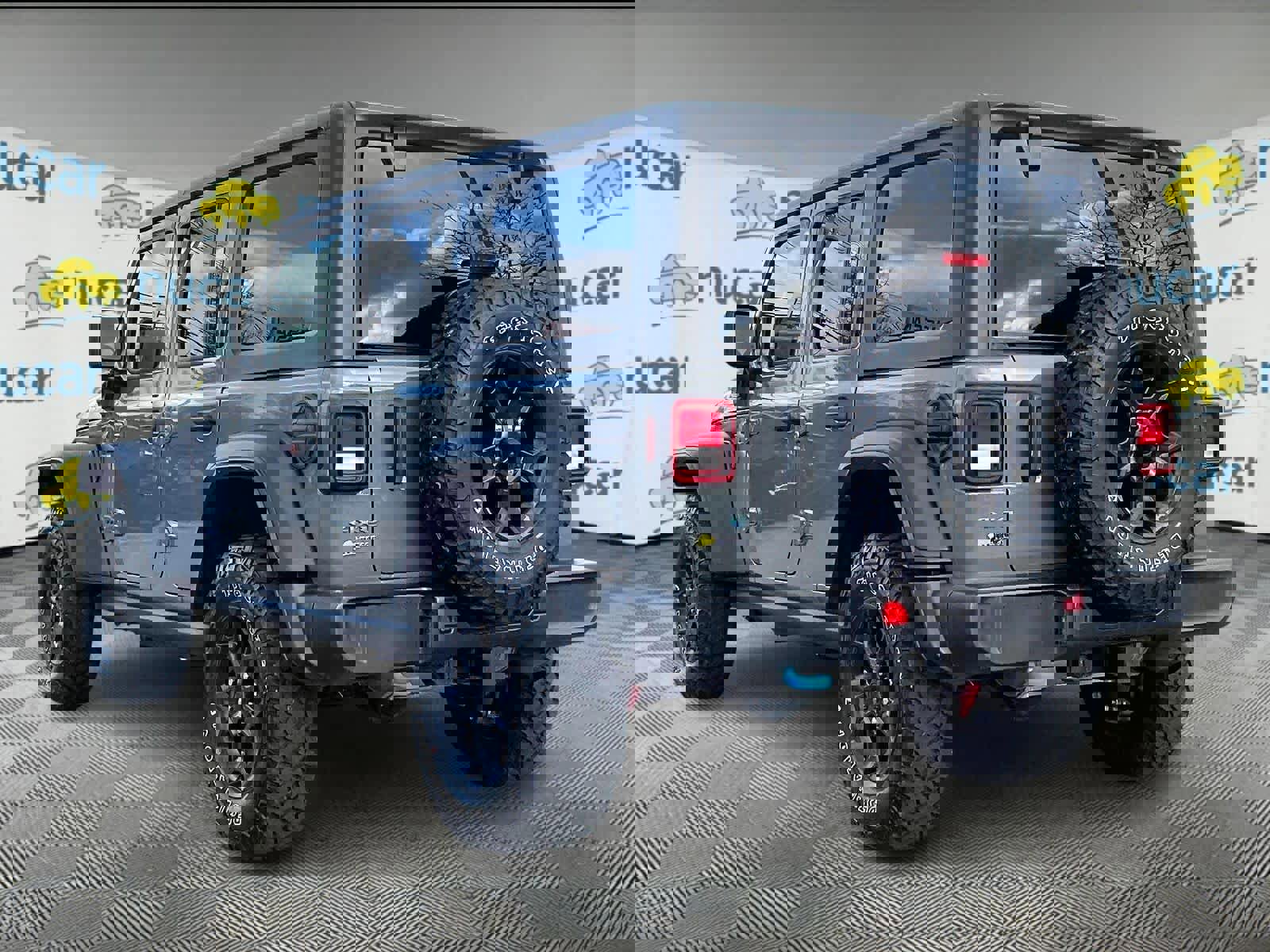 Used 2023 Jeep Wrangler Unlimited w/ Cold Weather Group image 4