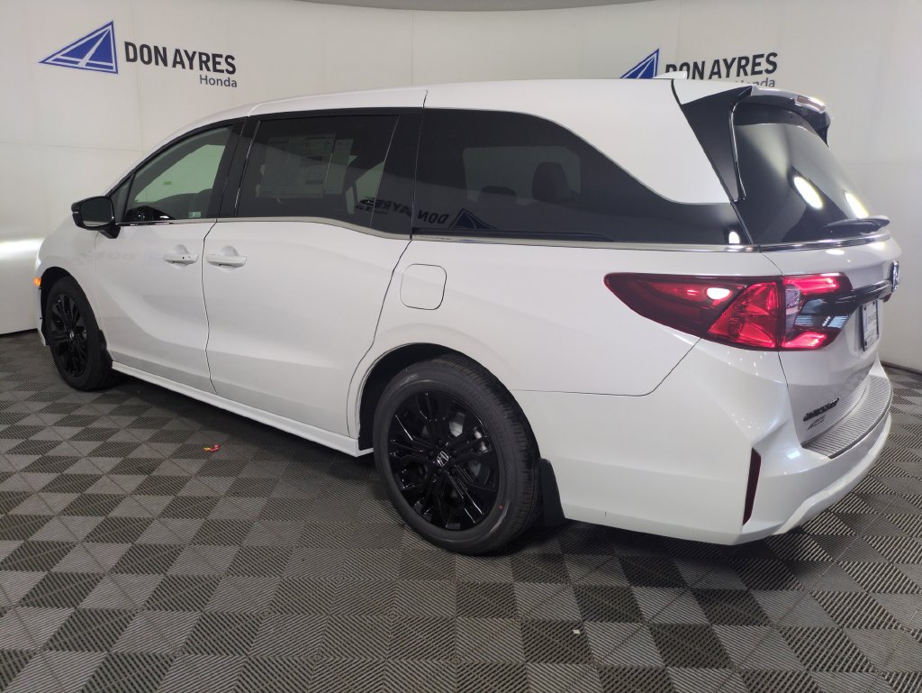 New 2027 Honda Odyssey Sport-L image 3