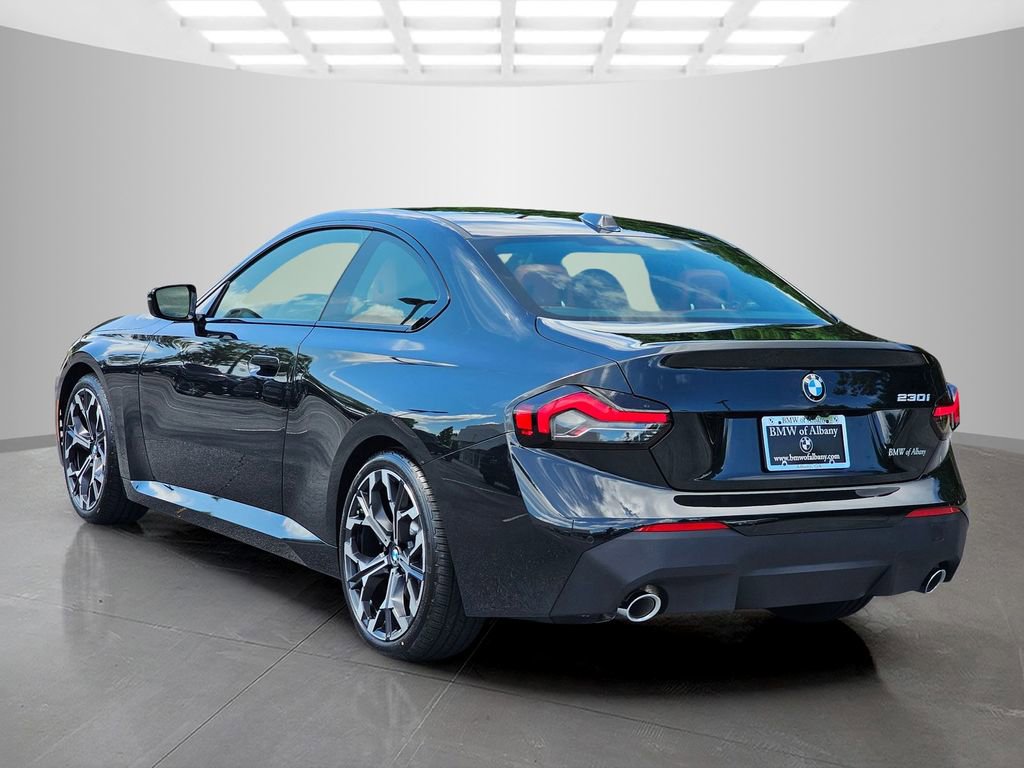 Used 2025 BMW 230i Coupe image 4