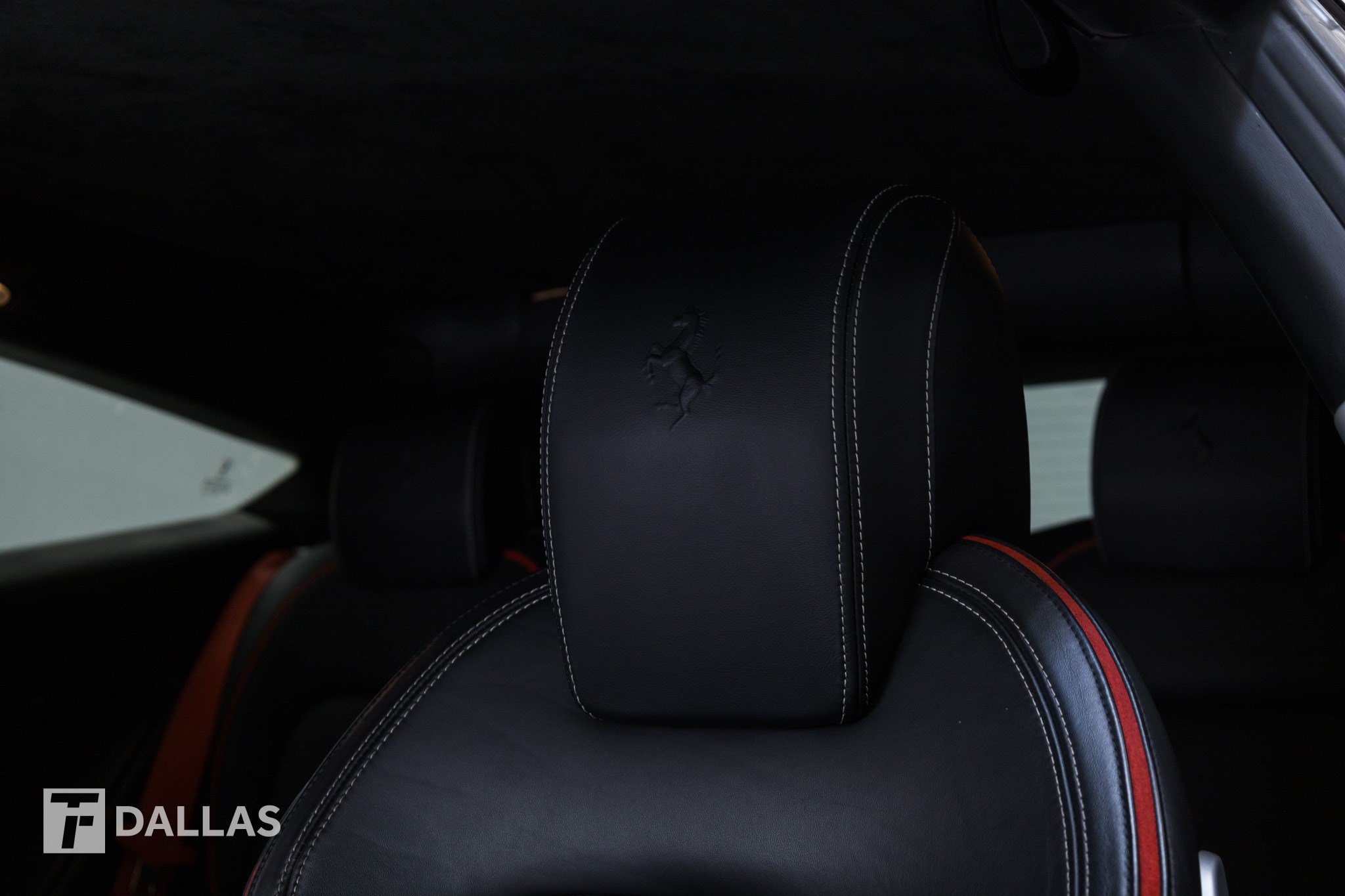 Used 2012 Ferrari FF AWD/4WD image 26