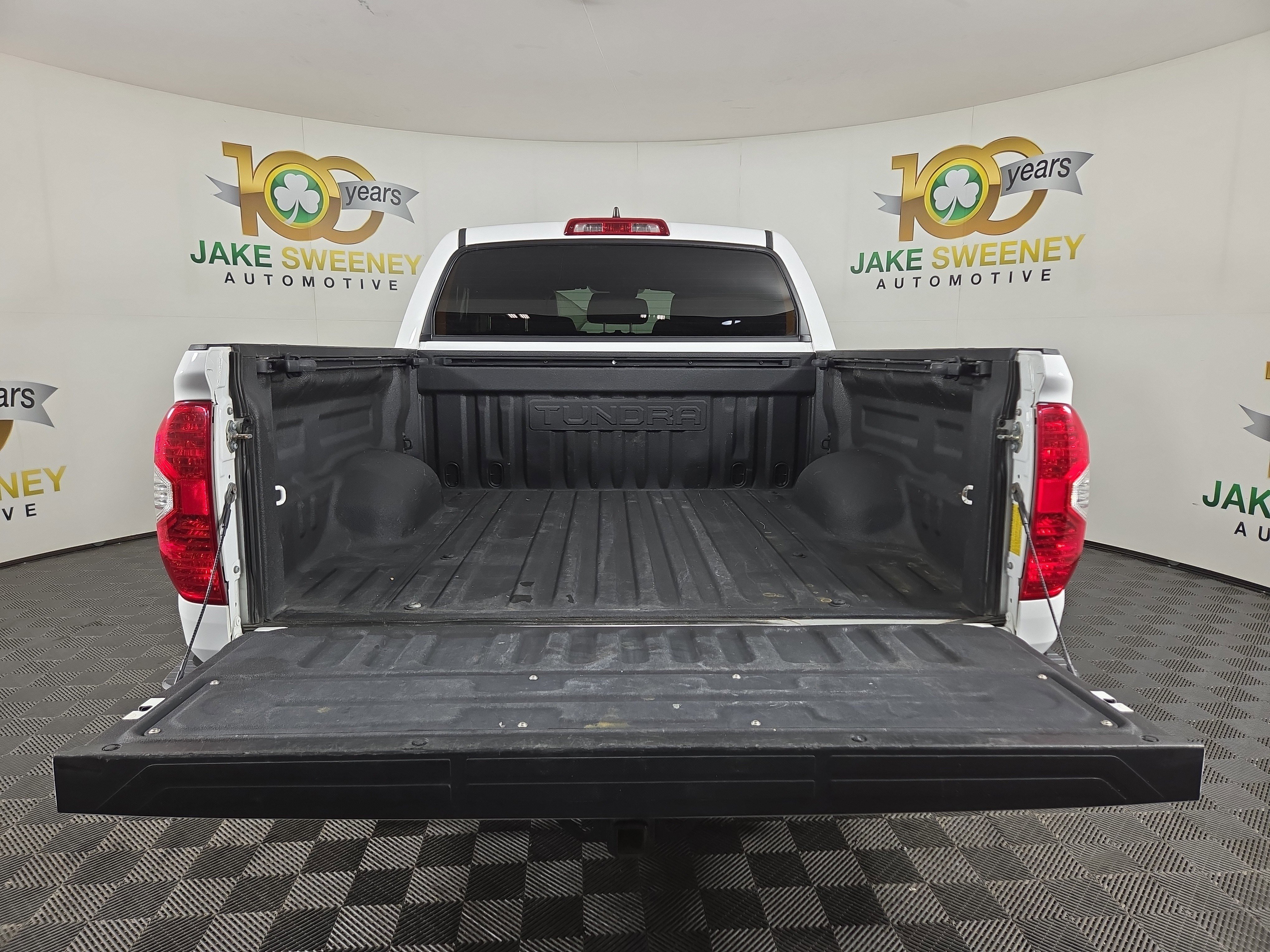 Used 2020 Toyota Tundra SR5 image 32
