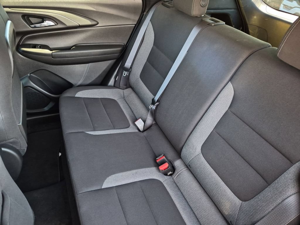 Used 2025 Chevrolet TrailBlazer LT AWD/4WD image 27