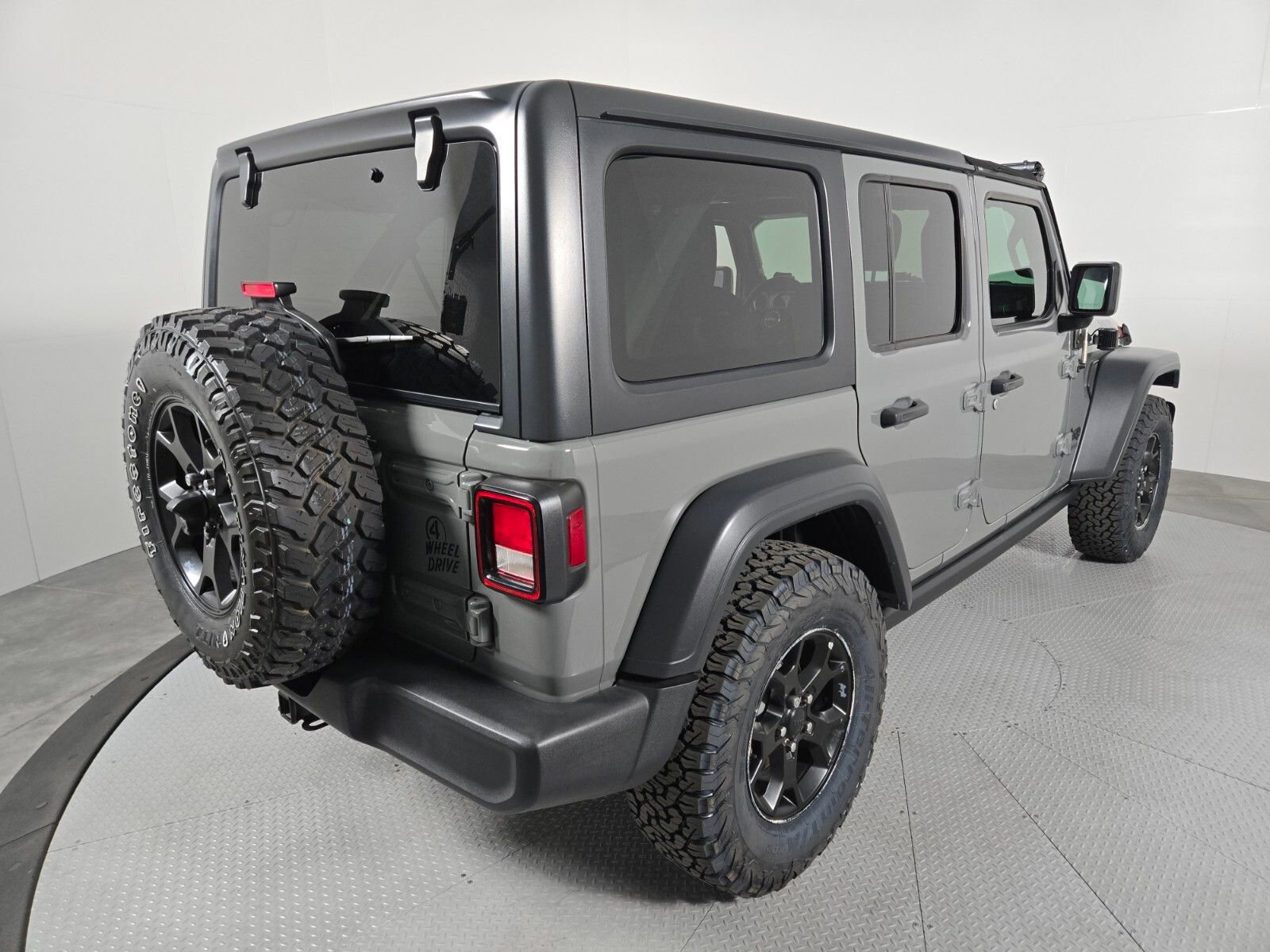 Used 2021 Jeep Wrangler Unlimited Sport AWD/4WD video 2