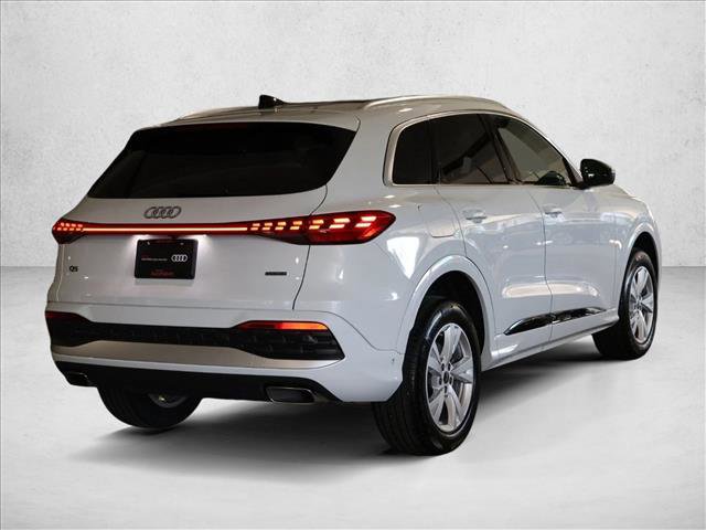 Certified 2025 Audi Q5 Premium w/ Convenience Package image 5