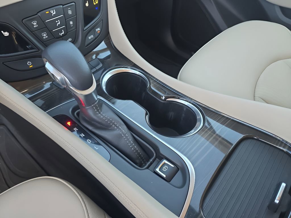 Used 2020 Buick Envision Preferred image 18