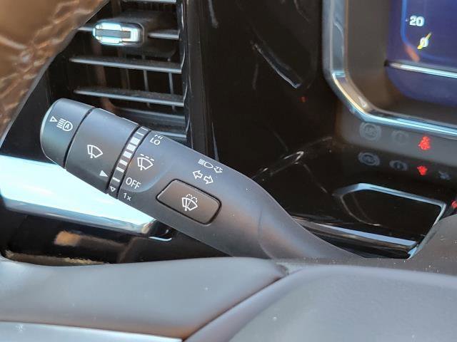 Used 2025 Chevrolet Silverado 1500 LT image 15