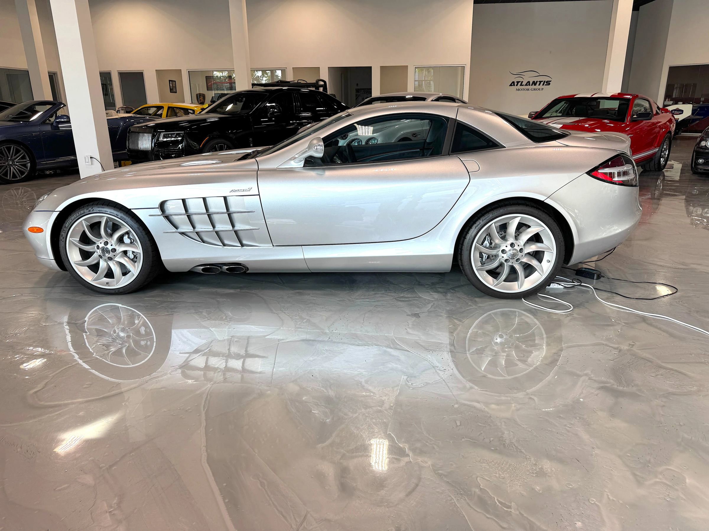 Used 2006 Mercedes-Benz SLR image 6