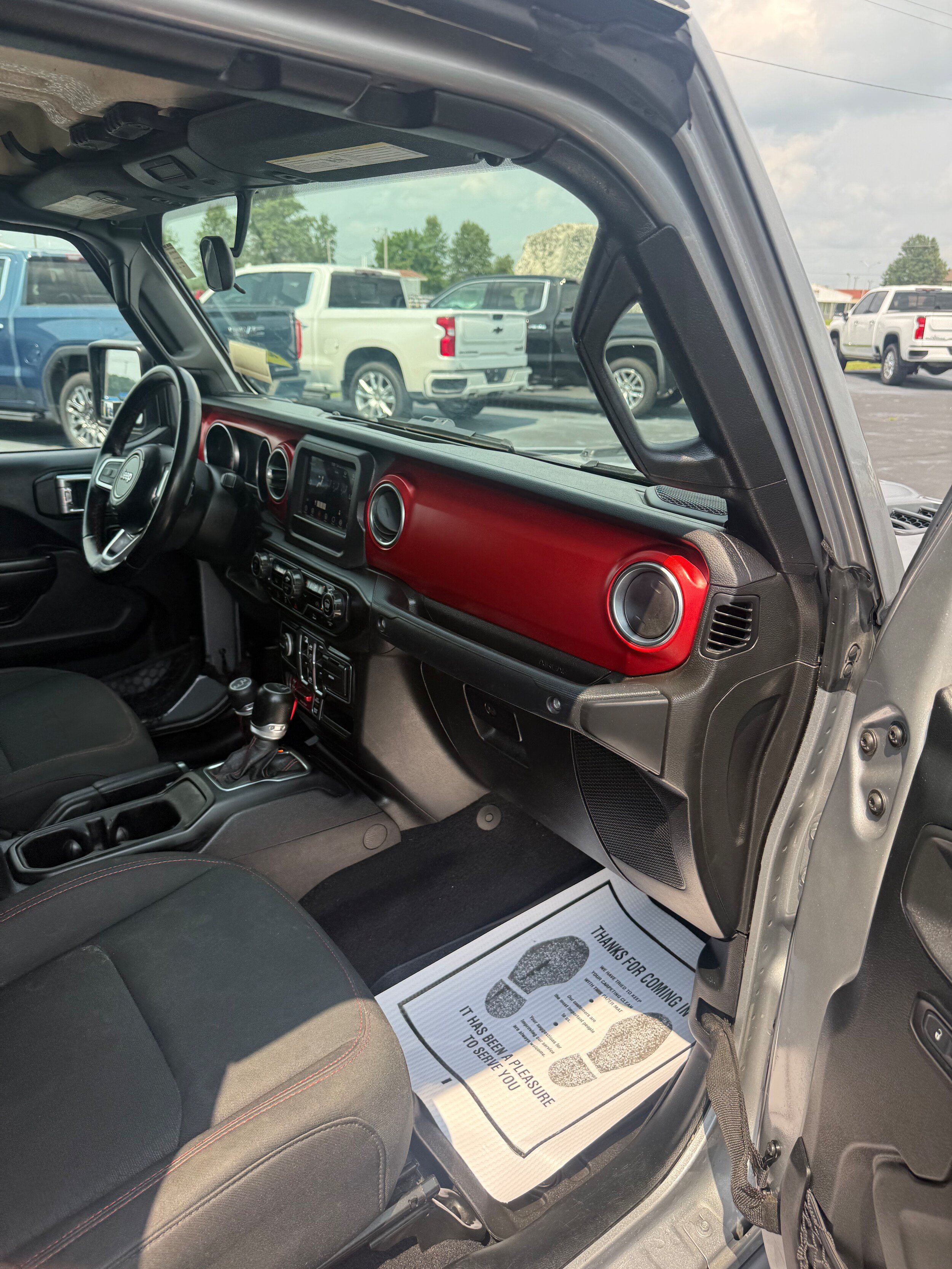 Used 2020 Jeep Gladiator Rubicon AWD/4WD image 9