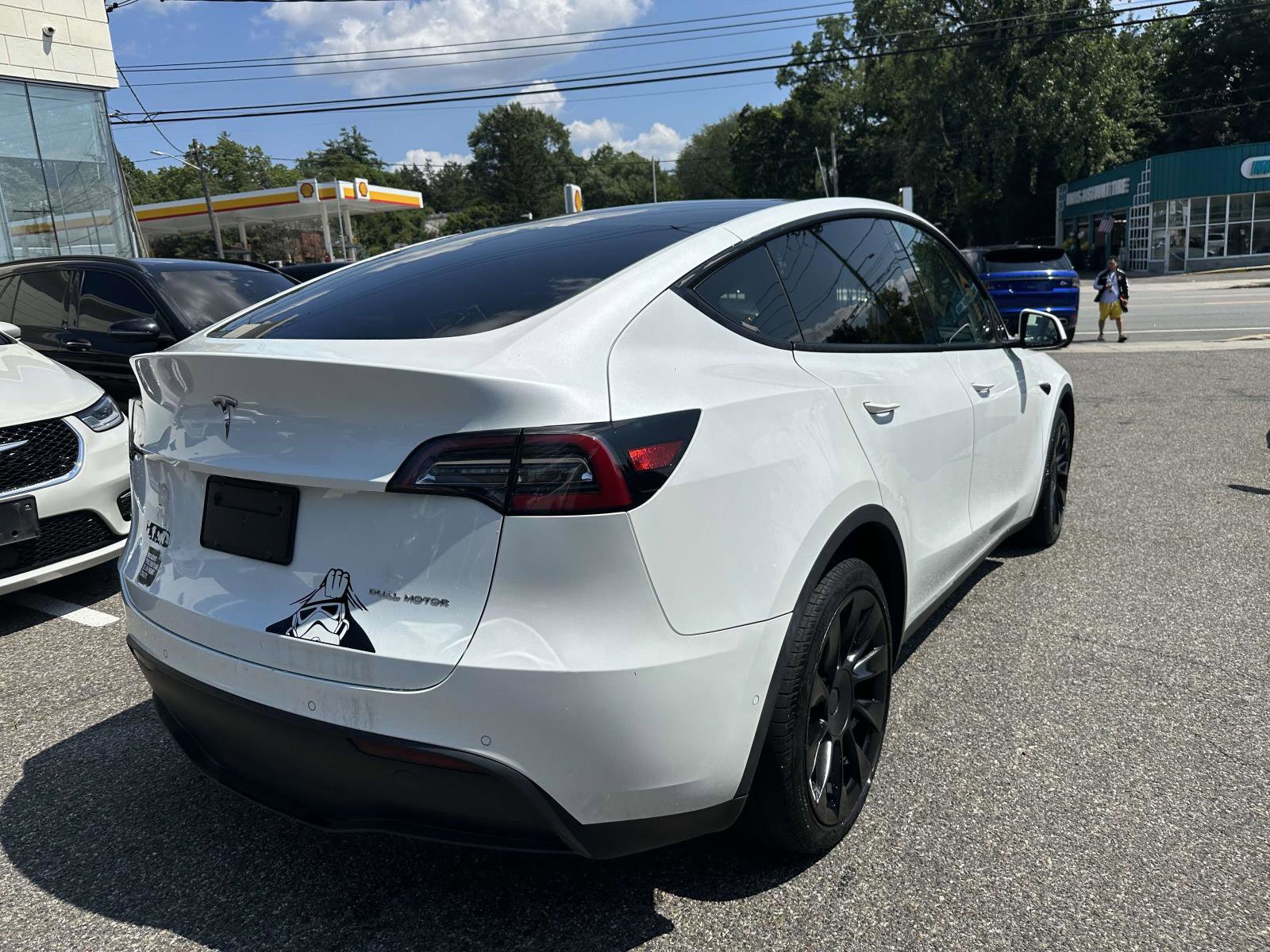 Used 2020 Tesla Model Y Long Range AWD/4WD image 3