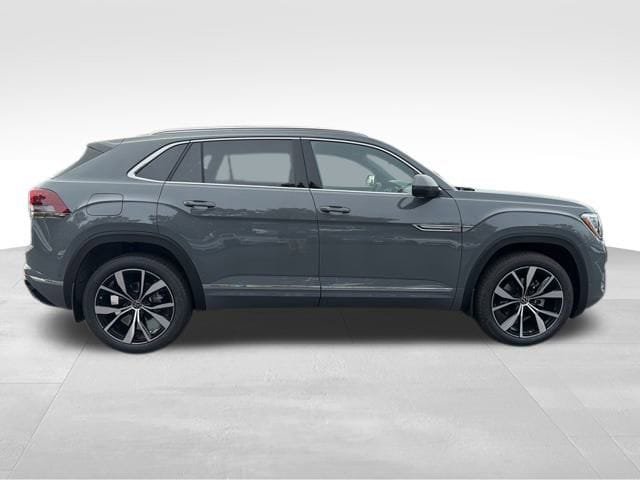 New 2026 Volkswagen Atlas Cross Sport SEL Premium R-Line image 8