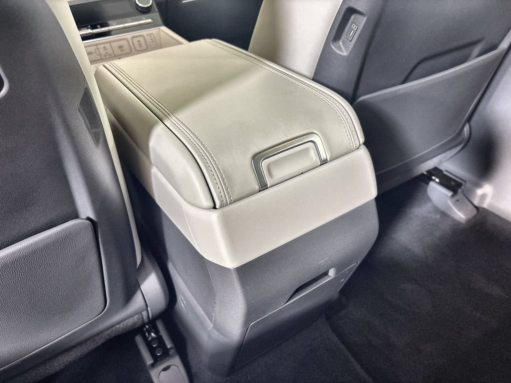 New 2025 Hyundai Santa Fe Calligraphy FWD image 23