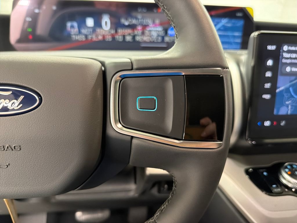 New 2026 Ford Expedition Active RWD image 21