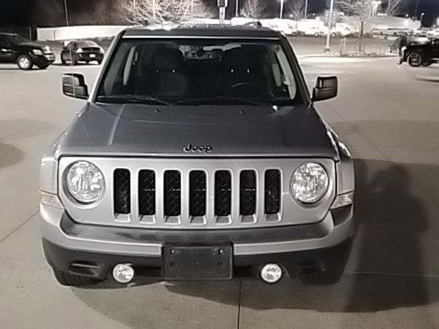 Used 2017 Jeep Patriot Latitude image 2