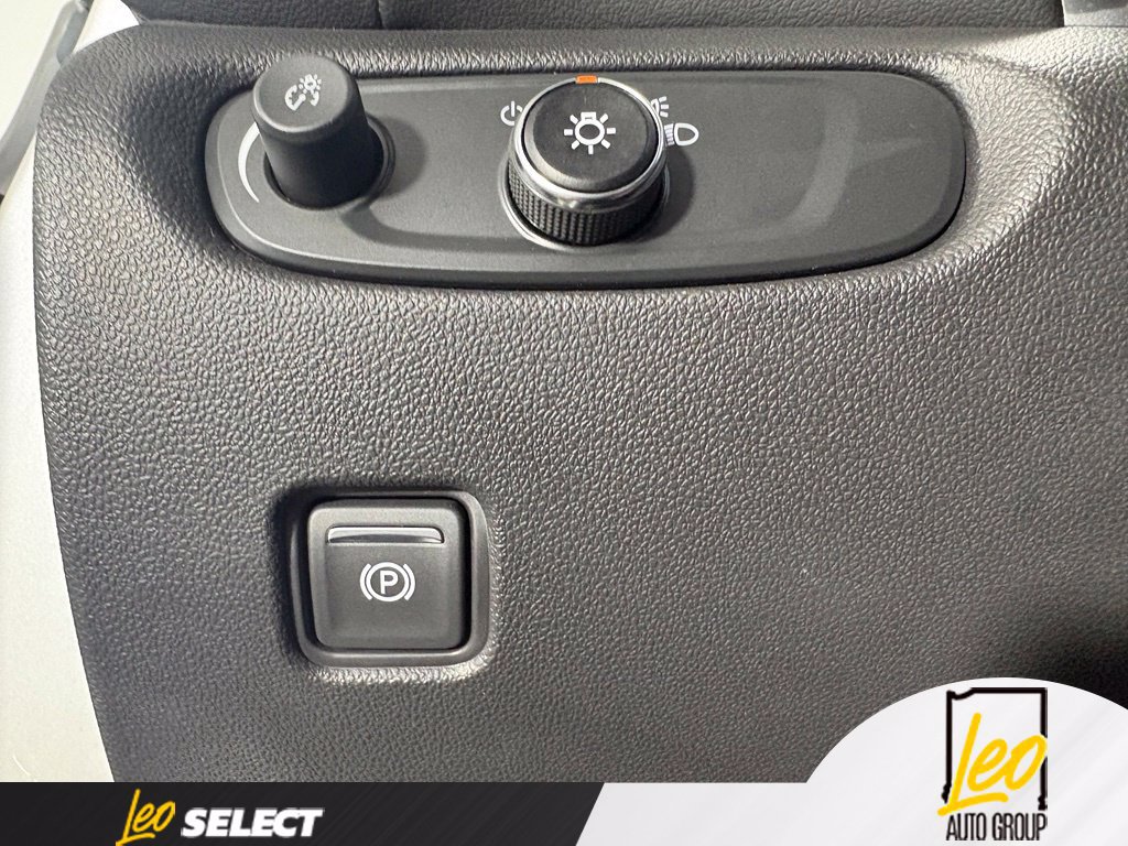 Used 2024 Chevrolet Blazer LT w/ Midnight/Sport Edition AWD/4WD image 17