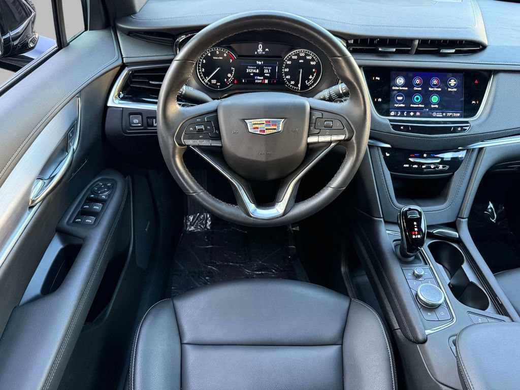 Certified 2024 Cadillac XT6 Luxury AWD/4WD image 4