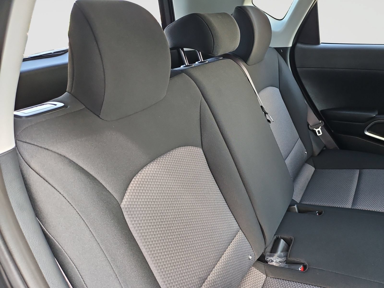 Used 2025 Kia Soul LX FWD image 39