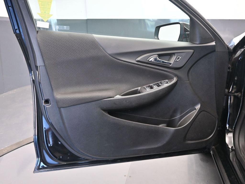 Used 2023 Chevrolet Malibu LT image 23