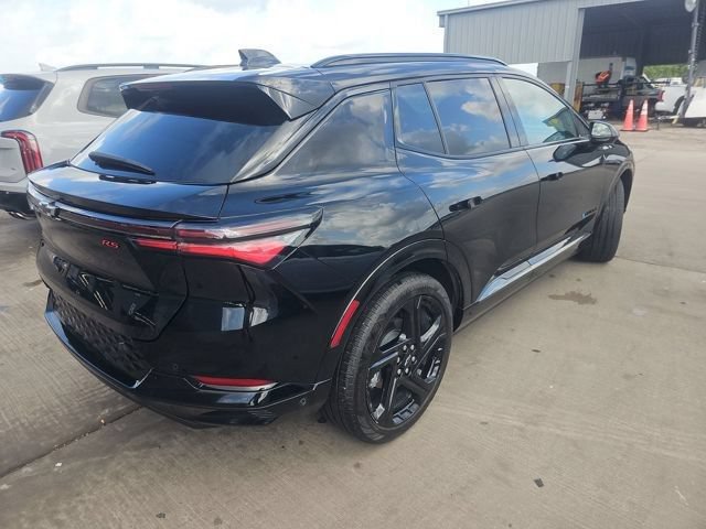 Used 2024 Chevrolet Equinox EV RS FWD image 4