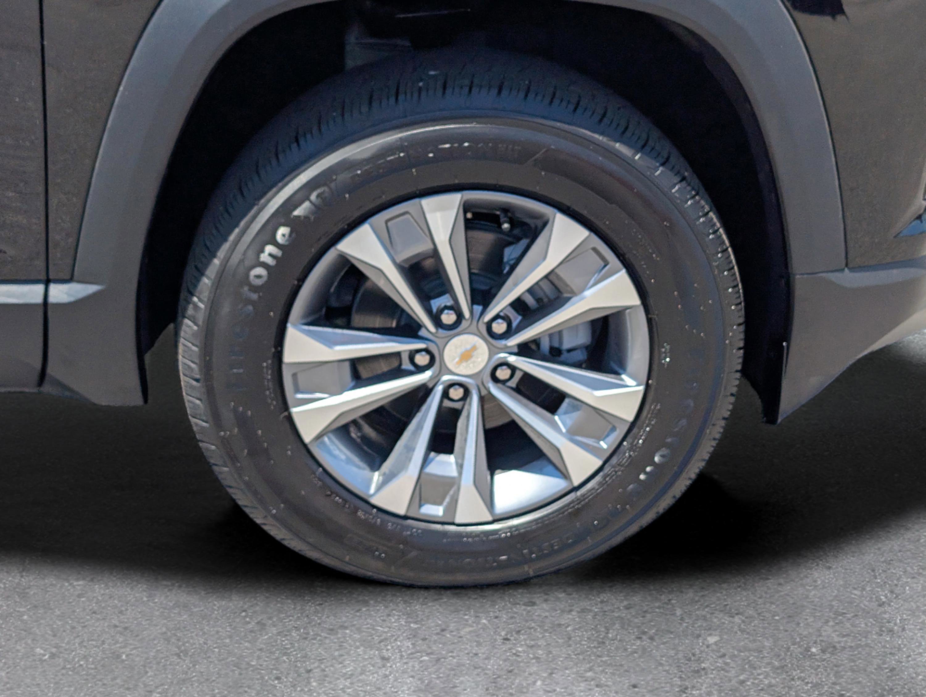 Certified 2026 Chevrolet Equinox LT image 6