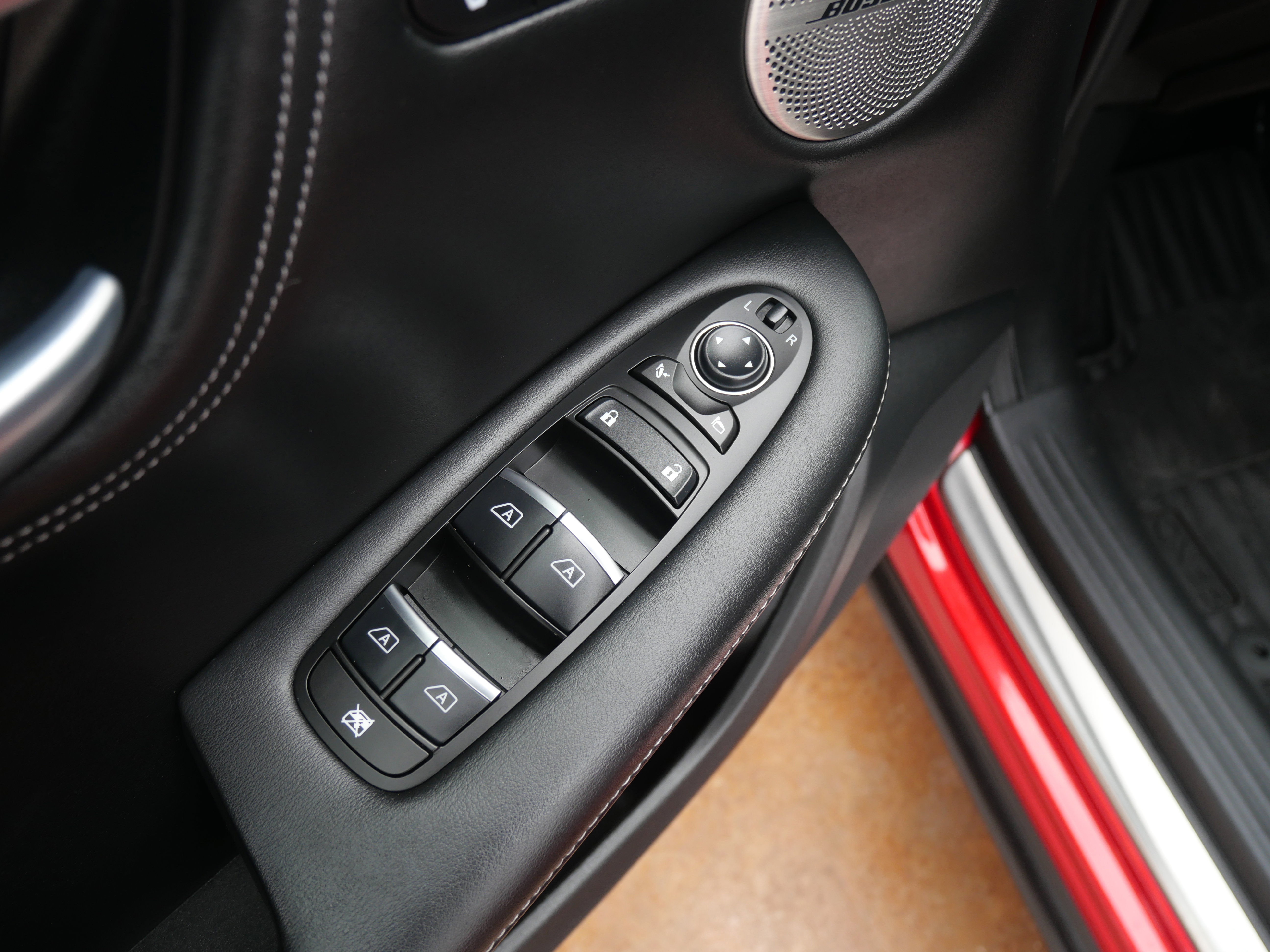 Used 2023 INFINITI QX55 Essential image 17