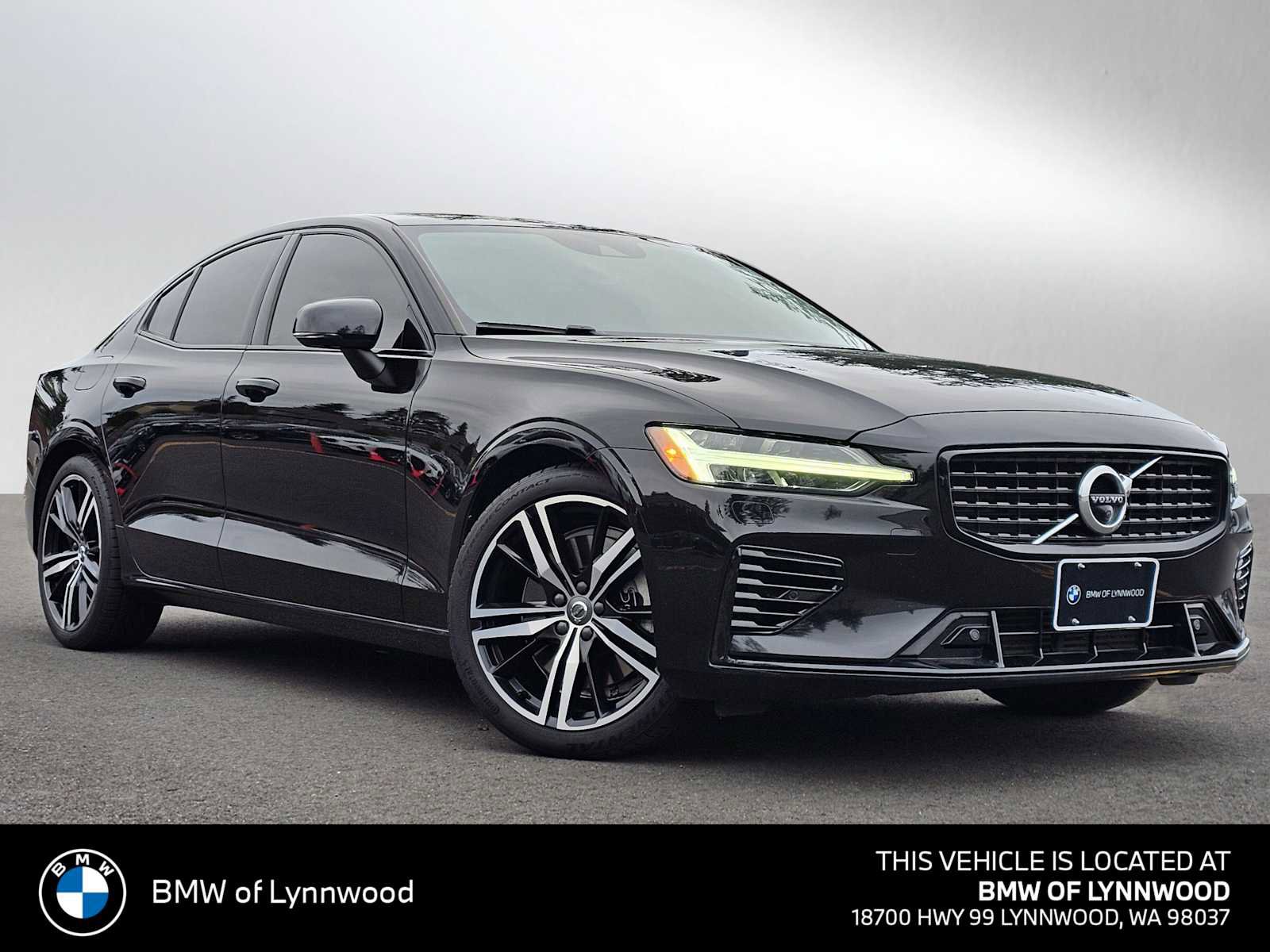 Used 2022 Volvo S60 T8 R-Design Expression w/ Advanced Package
