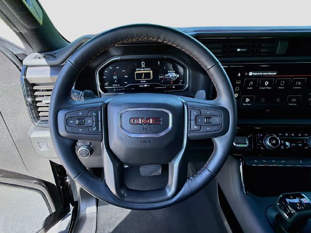 Used 2025 GMC Sierra 1500 AT4 w/ AT4 Premium Package AWD/4WD image 39