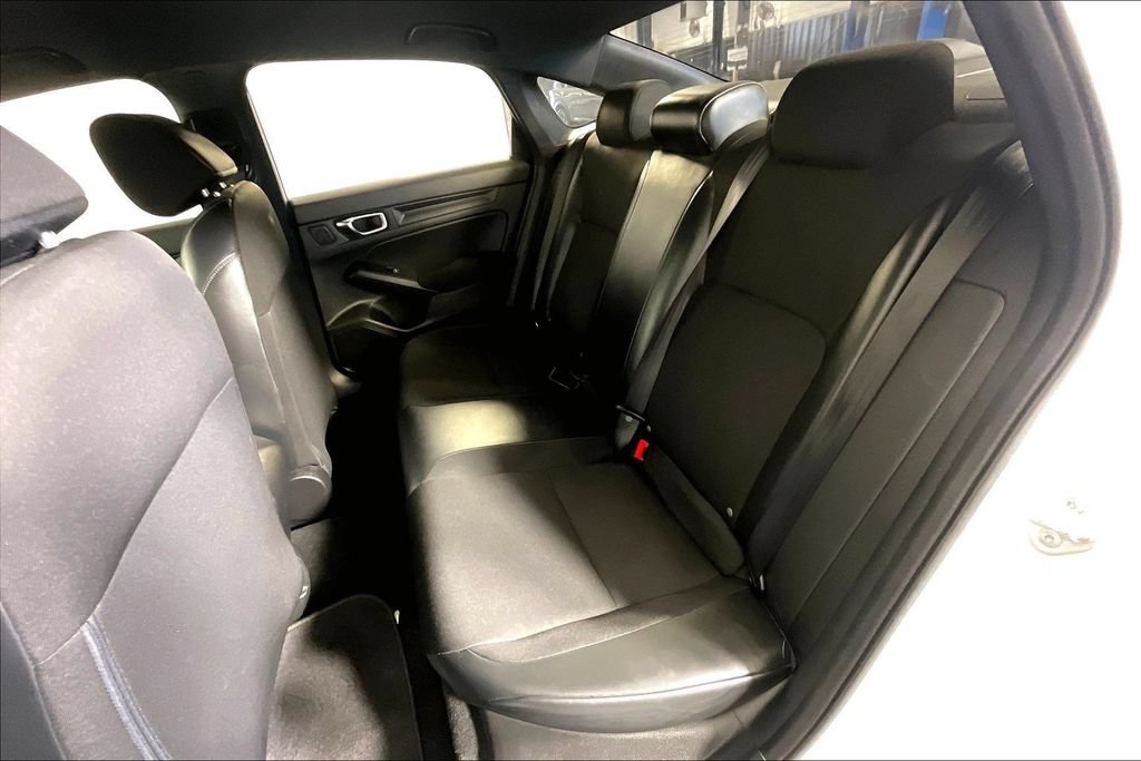 Used 2022 Honda Civic Sport image 32