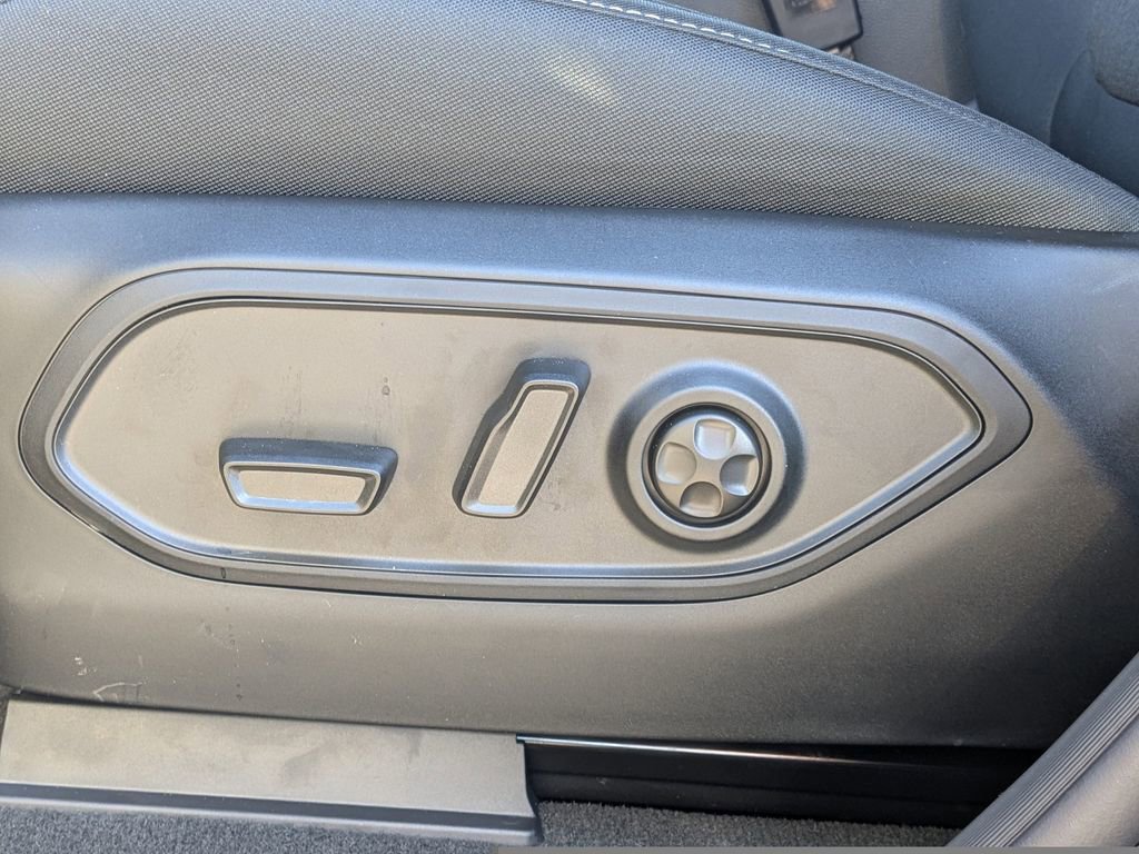 New 2025 Jeep Grand Cherokee Laredo X w/ Trailer Tow Package image 17