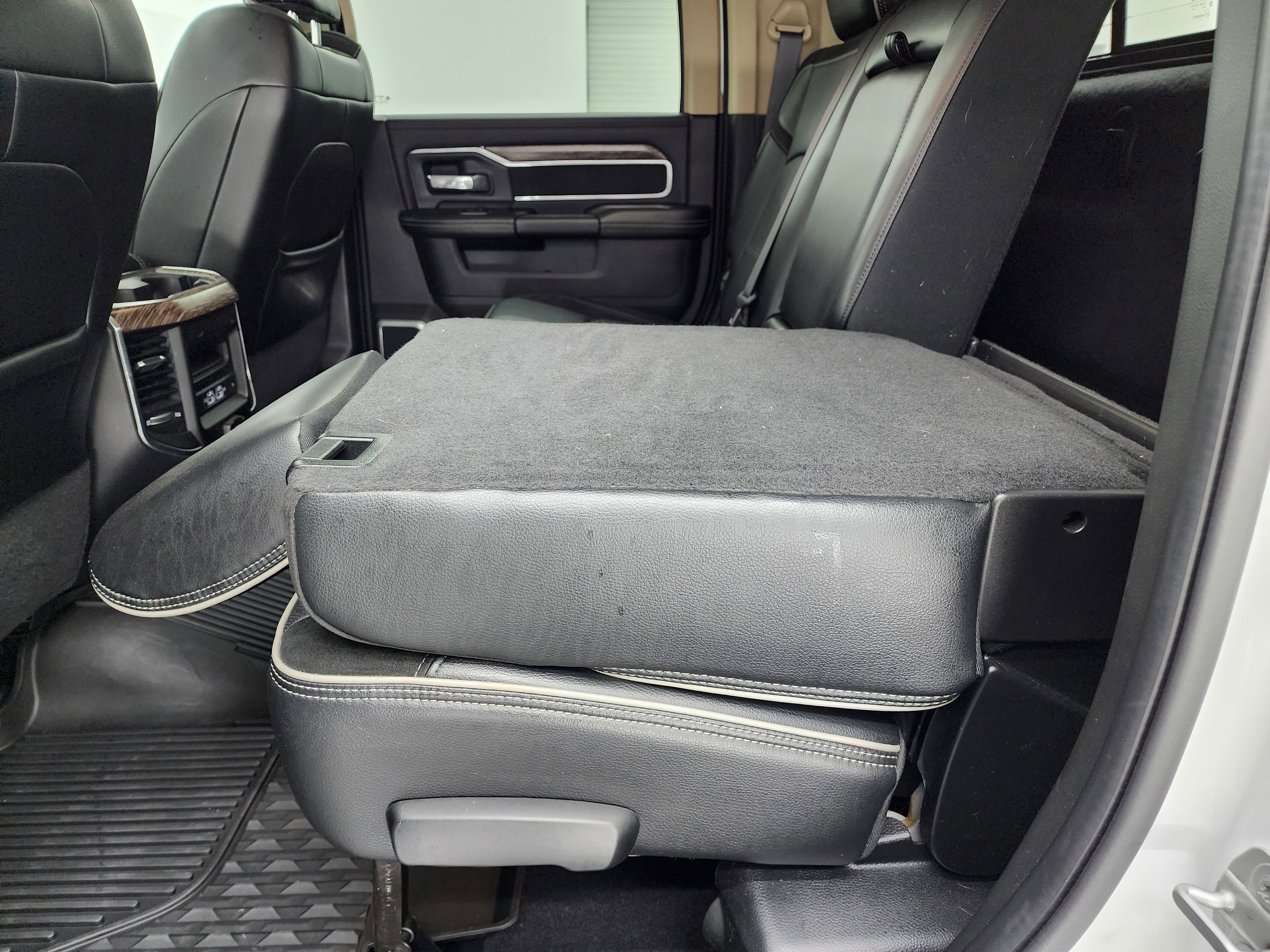 Used 2021 RAM 3500 Laramie image 42